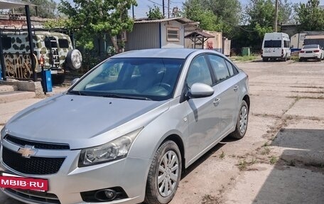 Chevrolet Cruze II, 2012 год, 680 000 рублей, 2 фотография