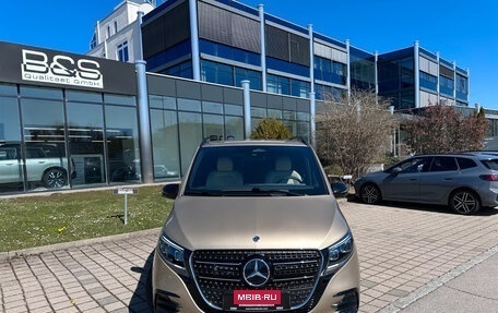 Mercedes-Benz V-Класс, 2026 год, 13 500 000 рублей, 2 фотография