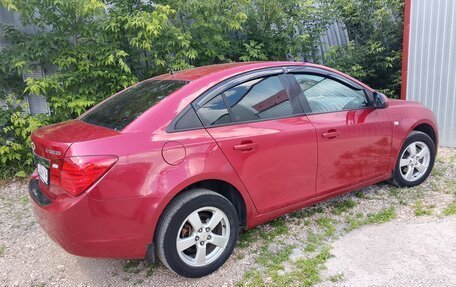 Chevrolet Cruze II, 2010 год, 620 000 рублей, 5 фотография