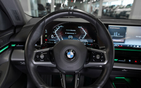 BMW 5 серия, 2024 год, 6 250 000 рублей, 11 фотография
