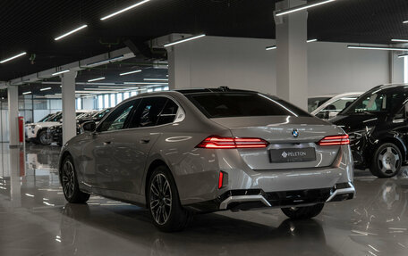 BMW 5 серия, 2024 год, 6 250 000 рублей, 4 фотография