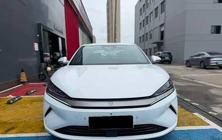 BYD Qin, 2025 год, 2 070 000 рублей, 3 фотография