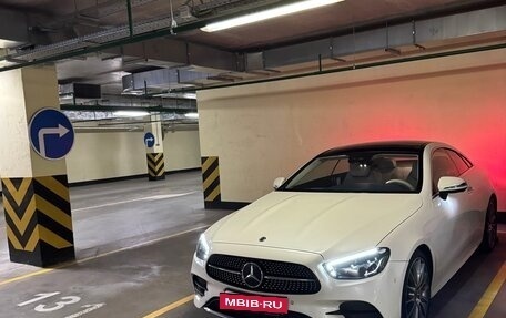 Mercedes-Benz E-Класс, 2020 год, 5 600 000 рублей, 12 фотография