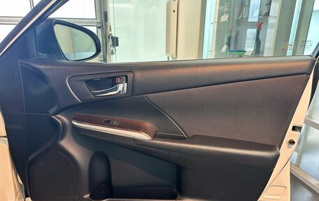 Toyota Camry, 2015 год, 1 865 000 рублей, 14 фотография