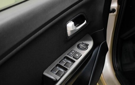 KIA Rio III рестайлинг, 2012 год, 800 000 рублей, 20 фотография