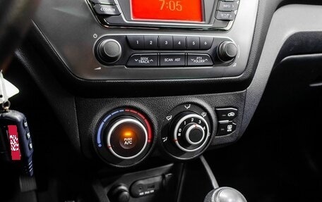 KIA Rio III рестайлинг, 2012 год, 800 000 рублей, 18 фотография