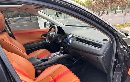 Honda Vezel, 2022 год, 1 293 000 рублей, 9 фотография