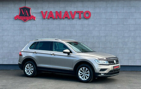 Volkswagen Tiguan II, 2018 год, 2 130 000 рублей, 3 фотография
