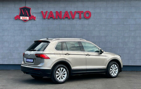 Volkswagen Tiguan II, 2018 год, 2 130 000 рублей, 5 фотография