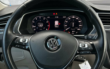 Volkswagen Tiguan II, 2018 год, 2 130 000 рублей, 17 фотография