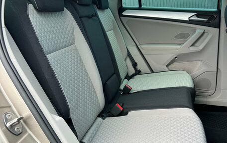 Volkswagen Tiguan II, 2018 год, 2 130 000 рублей, 13 фотография
