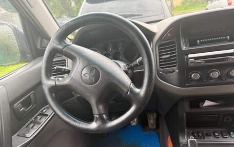Mitsubishi Pajero III рестайлинг, 2003 год, 350 000 рублей, 8 фотография