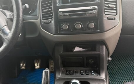 Mitsubishi Pajero III рестайлинг, 2003 год, 350 000 рублей, 9 фотография