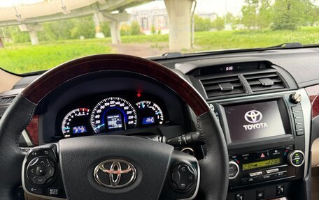 Toyota Camry, 2014 год, 1 850 000 рублей, 10 фотография