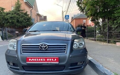 Toyota Avensis III рестайлинг, 2006 год, 350 000 рублей, 2 фотография