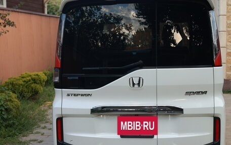 Honda Stepwgn IV, 2015 год, 1 778 000 рублей, 21 фотография
