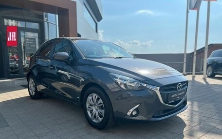 Mazda Demio IV, 2016 год, 990 000 рублей, 3 фотография