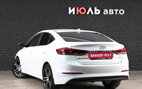 Hyundai Elantra VI рестайлинг, 2017 год, 1 450 000 рублей, 4 фотография