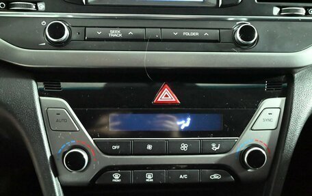 Hyundai Elantra VI рестайлинг, 2017 год, 1 450 000 рублей, 12 фотография