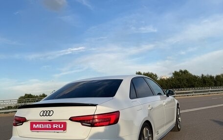 Audi A4, 2016 год, 2 550 000 рублей, 10 фотография