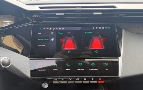 Peugeot 308, 2022 год, 2 190 000 рублей, 9 фотография