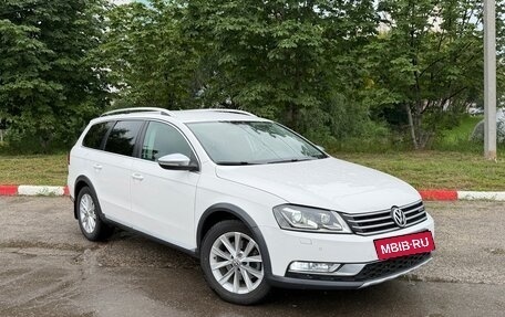 Volkswagen Passat B7, 2013 год, 1 650 000 рублей, 8 фотография