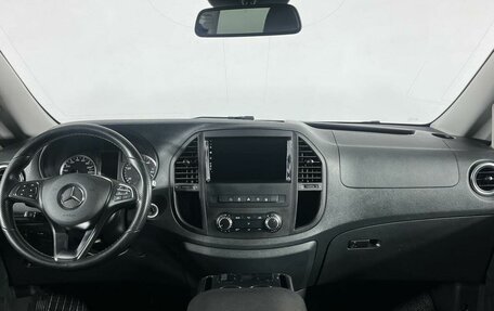Mercedes-Benz Vito, 2018 год, 2 999 000 рублей, 15 фотография