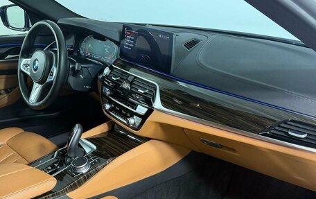 BMW 5 серия, 2020 год, 4 548 800 рублей, 15 фотография