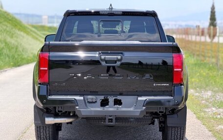 Toyota Tacoma, 2025 год, 8 600 000 рублей, 4 фотография