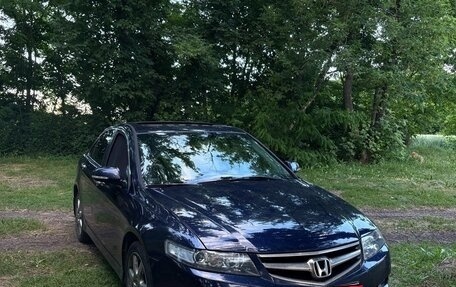 Honda Accord VII рестайлинг, 2005 год, 700 000 рублей, 2 фотография