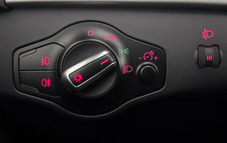 Audi A4, 2011 год, 1 099 000 рублей, 18 фотография
