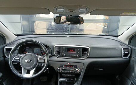 KIA Sportage IV рестайлинг, 2021 год, 2 589 000 рублей, 13 фотография