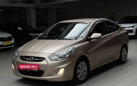 Hyundai Solaris II рестайлинг, 2011 год, 625 000 рублей, 3 фотография