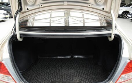 Hyundai Solaris II рестайлинг, 2011 год, 625 000 рублей, 18 фотография