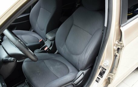 Hyundai Solaris II рестайлинг, 2011 год, 625 000 рублей, 14 фотография