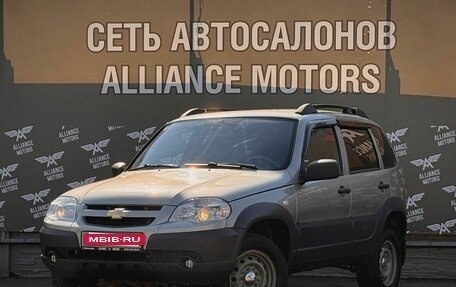 Chevrolet Niva I рестайлинг, 2013 год, 599 000 рублей, 3 фотография
