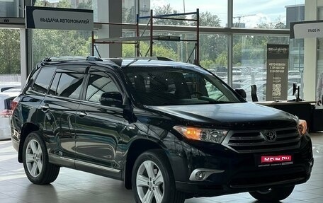 Toyota Highlander III, 2013 год, 2 595 000 рублей, 1 фотография