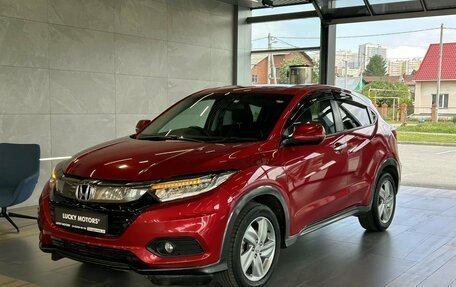 Honda Vezel, 2019 год, 1 695 000 рублей, 1 фотография