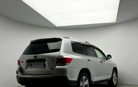Toyota Highlander III, 2012 год, 1 951 000 рублей, 7 фотография