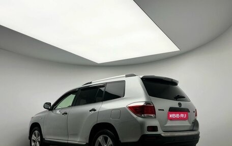 Toyota Highlander III, 2012 год, 1 951 000 рублей, 5 фотография