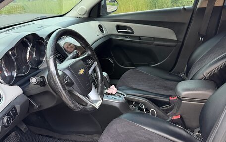 Chevrolet Cruze II, 2012 год, 740 000 рублей, 9 фотография