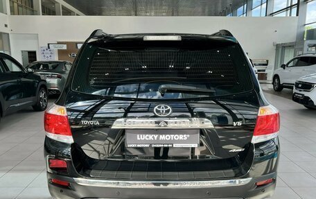 Toyota Highlander III, 2013 год, 2 595 000 рублей, 5 фотография