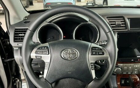 Toyota Highlander III, 2013 год, 2 595 000 рублей, 15 фотография
