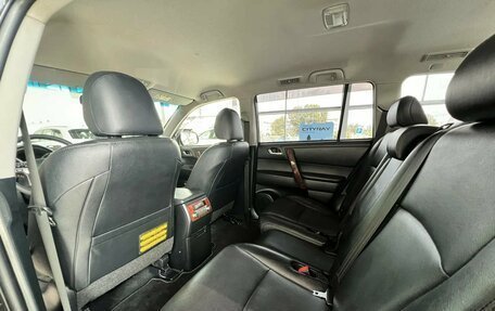 Toyota Highlander III, 2013 год, 2 595 000 рублей, 22 фотография