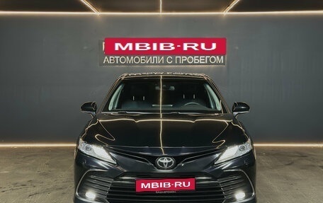 Toyota Camry, 2021 год, 3 099 000 рублей, 2 фотография