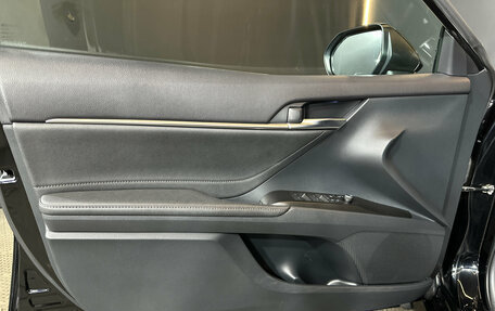 Toyota Camry, 2021 год, 3 099 000 рублей, 24 фотография
