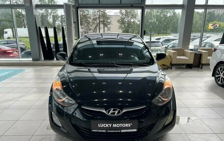 Hyundai Elantra V, 2013 год, 895 000 рублей, 2 фотография