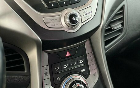 Hyundai Elantra V, 2013 год, 895 000 рублей, 17 фотография