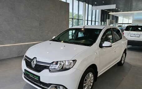 Renault Logan II, 2015 год, 699 000 рублей, 3 фотография
