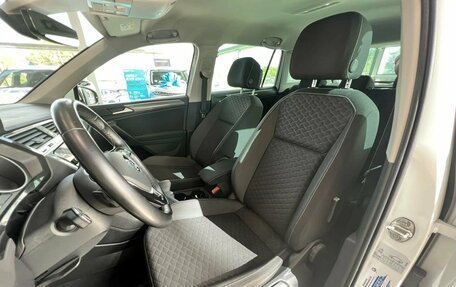 Volkswagen Tiguan II, 2018 год, 2 195 000 рублей, 12 фотография